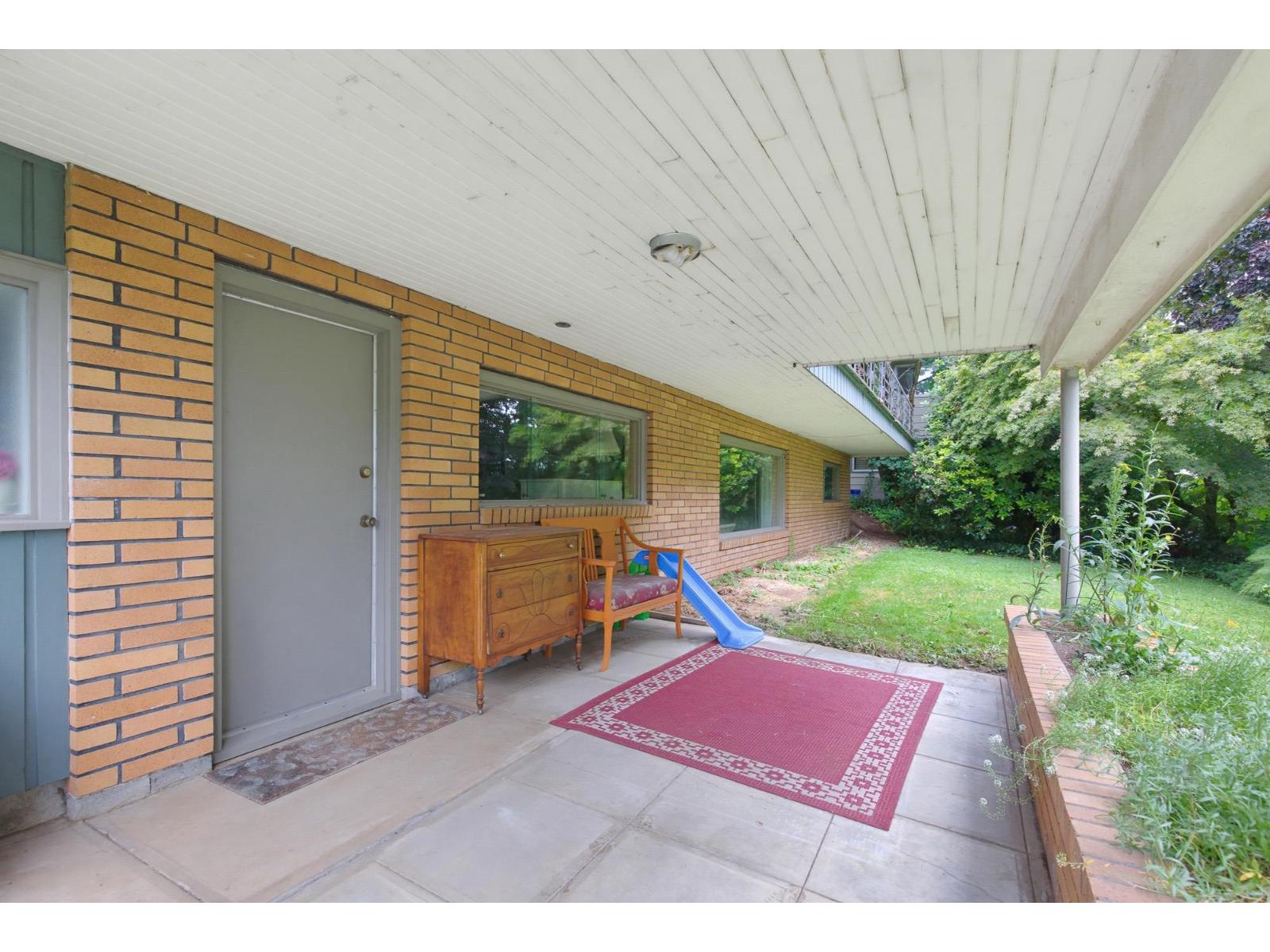 2822 Upland Crescent Property Photo 37