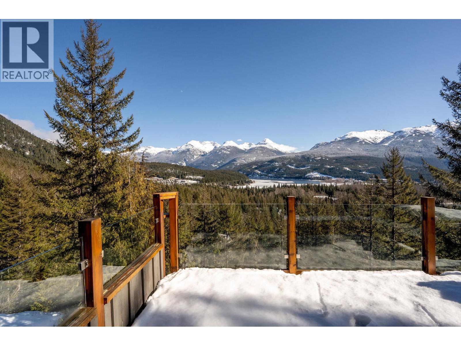 8373 Mountain View Drive Property Photo 3