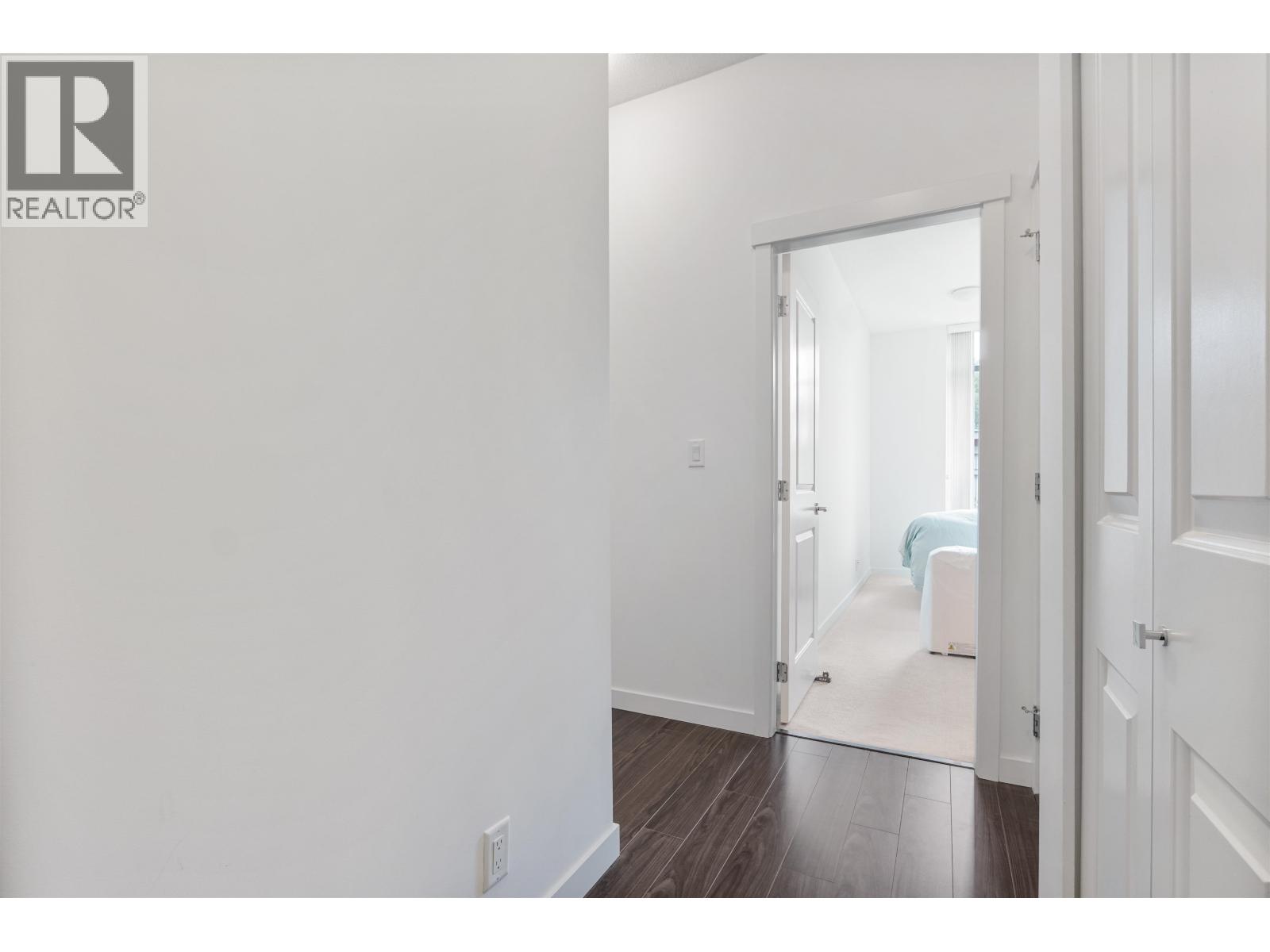 301 3168 Riverwalk Avenue Property Photo 10