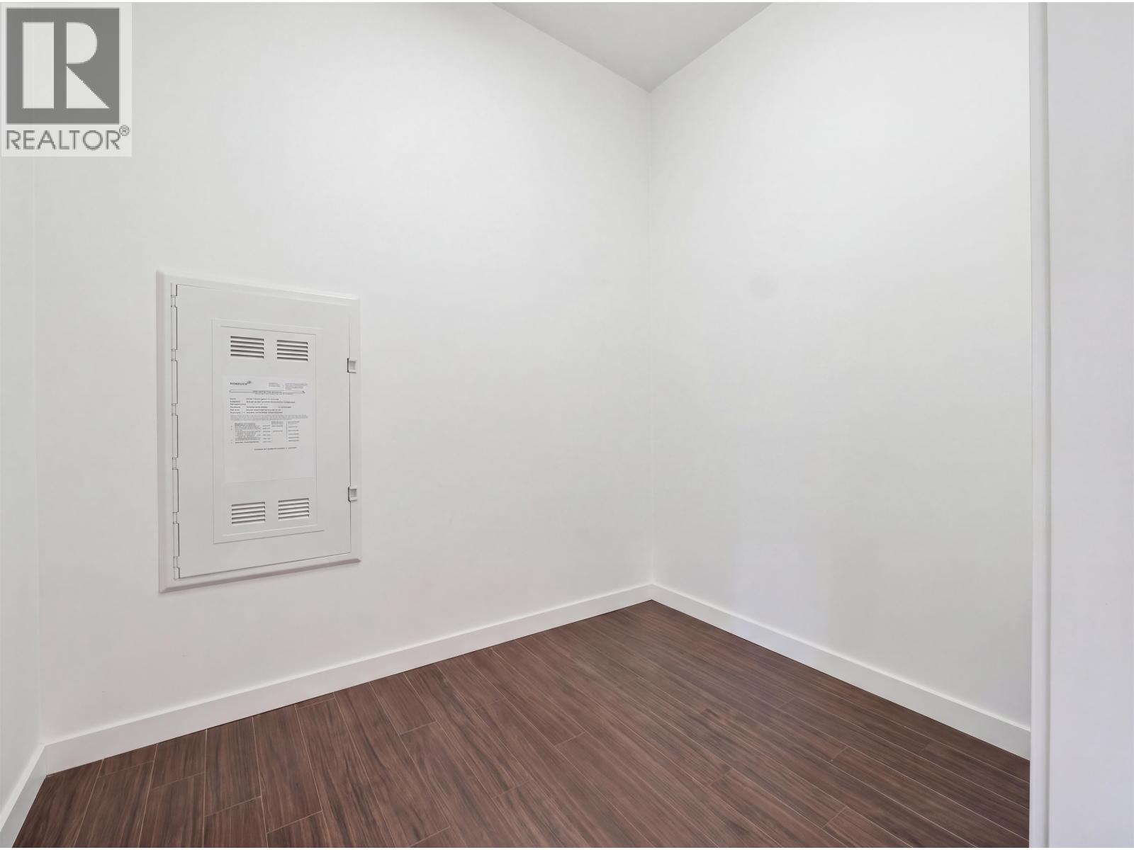 301 3168 Riverwalk Avenue Property Photo 17