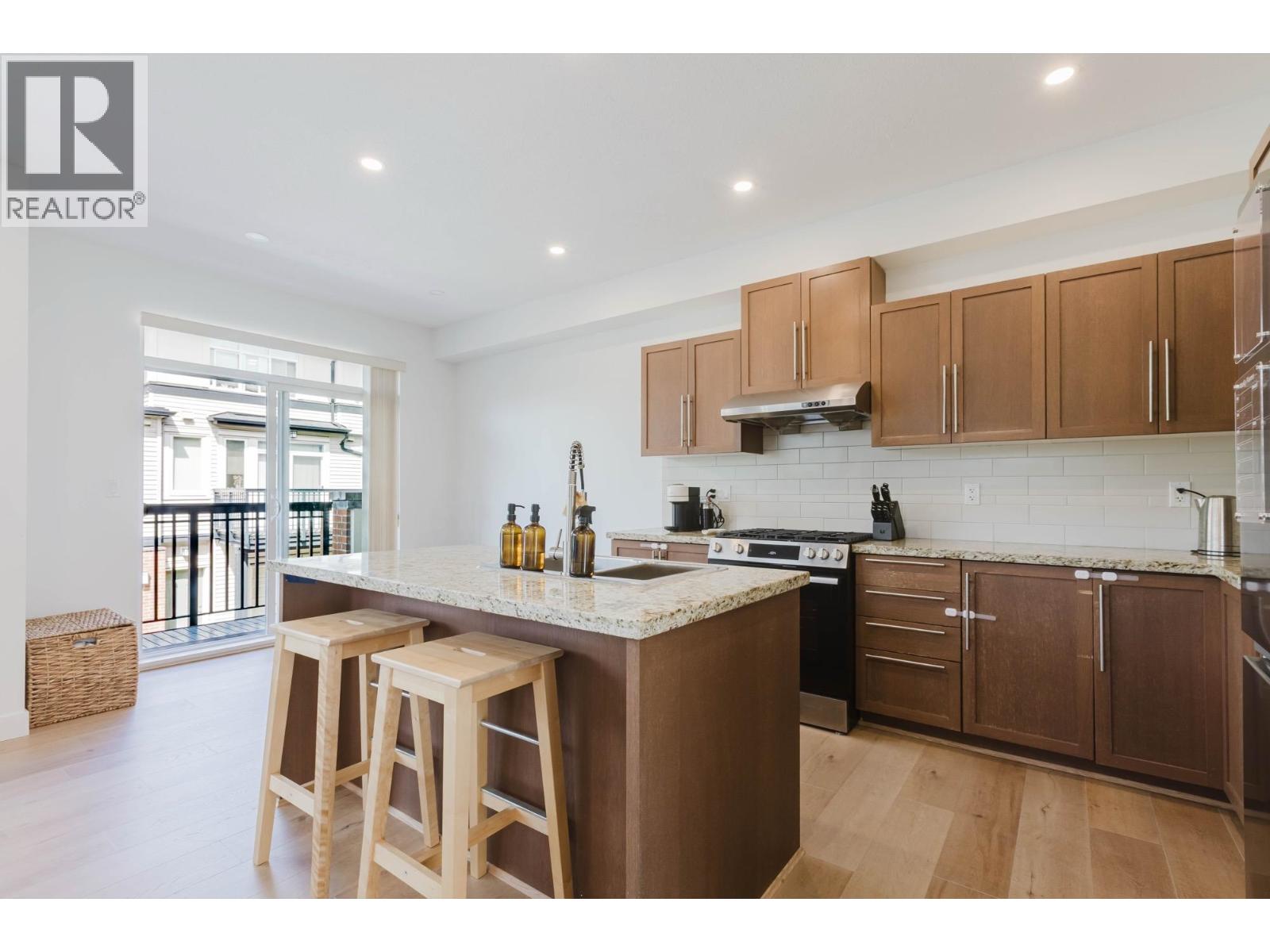 112 1125 Kensal Place Property Photo 6