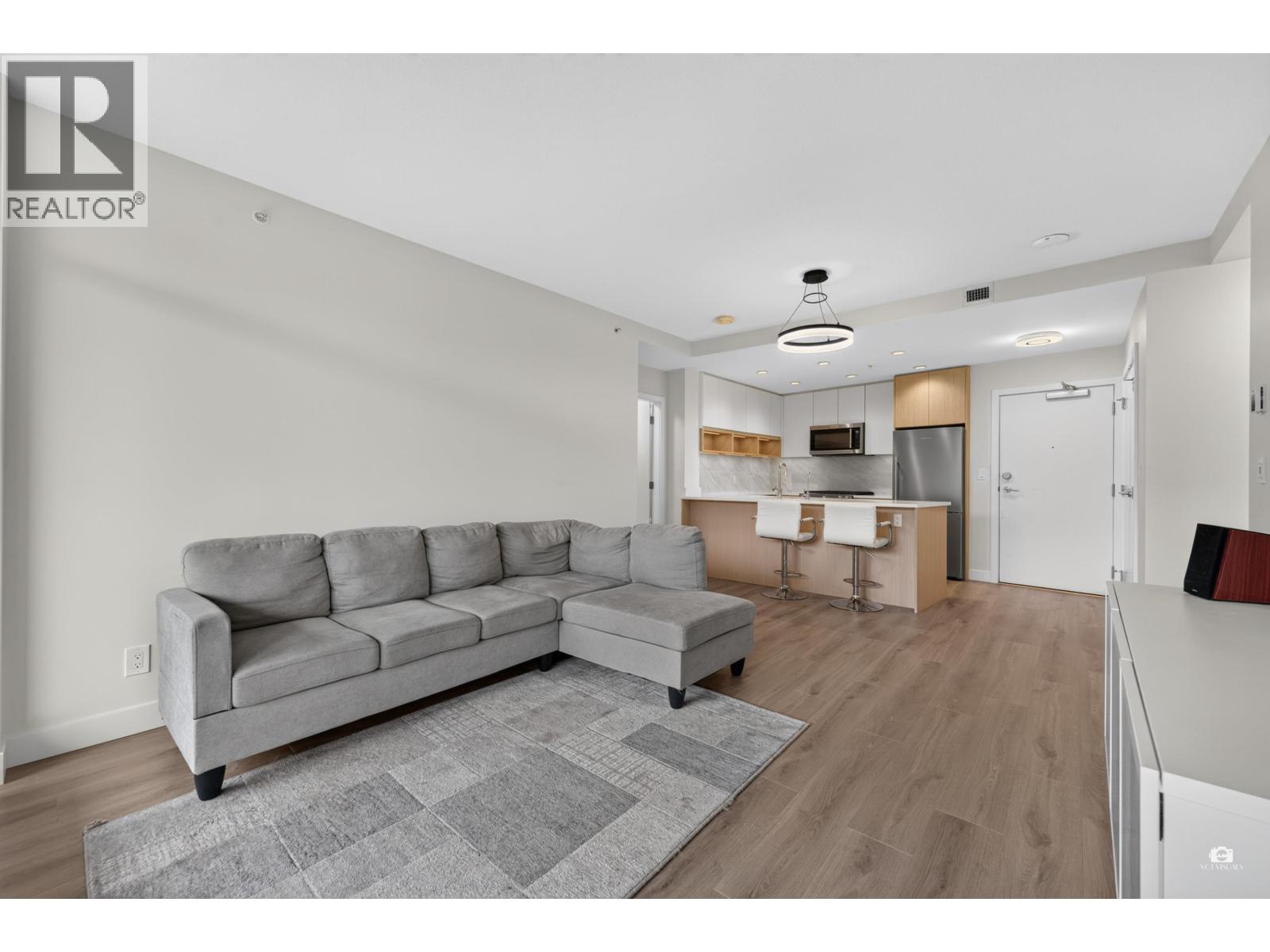 105 8940 University Crescent Property Photo 10