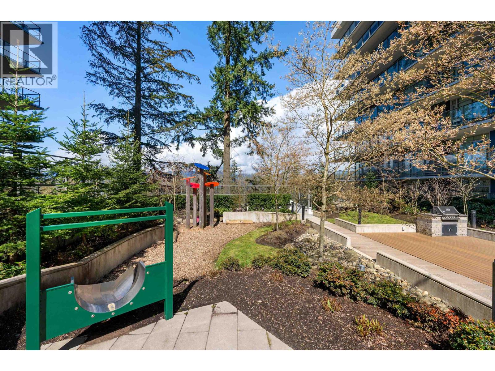 105 8940 University Crescent Property Photo 28