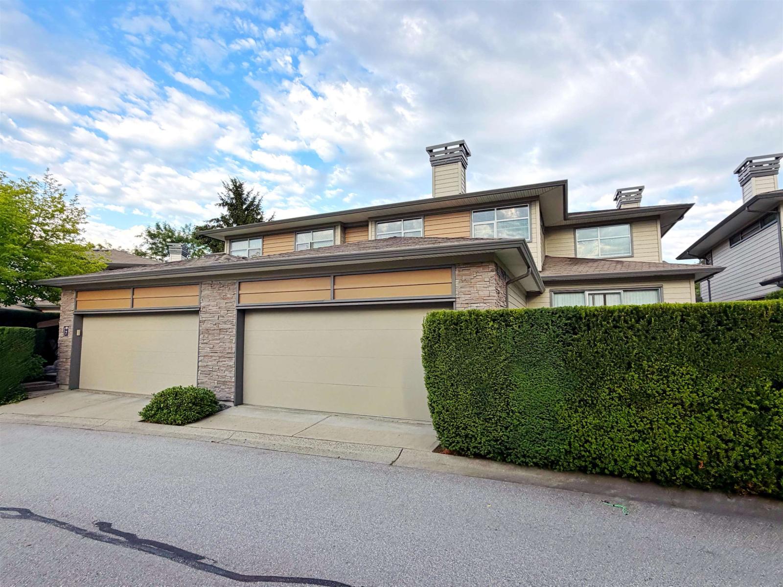 8 2603 162 Street Property Photo 2