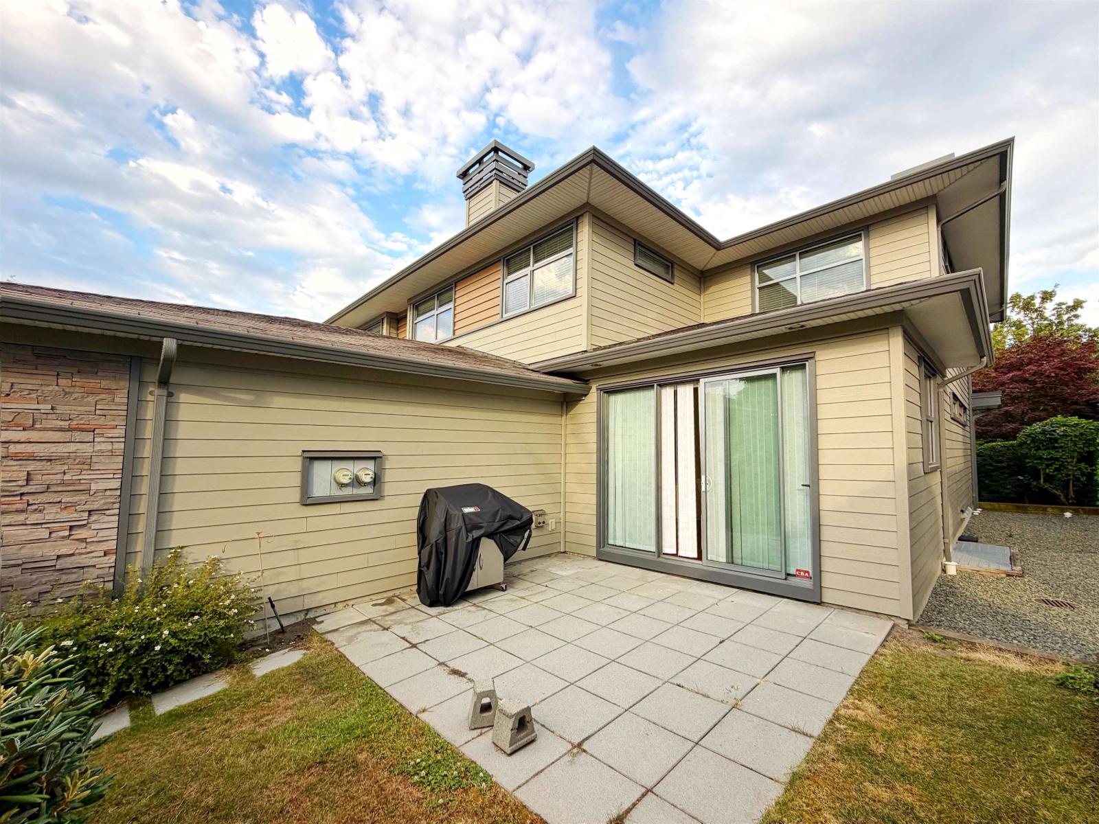 8 2603 162 Street Property Photo 28