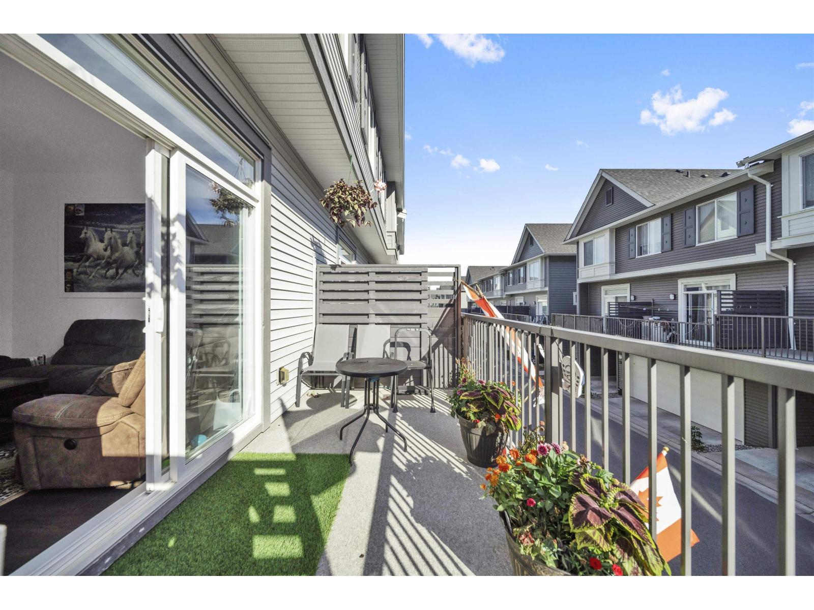 146 15778 85 Avenue Property Photo 17