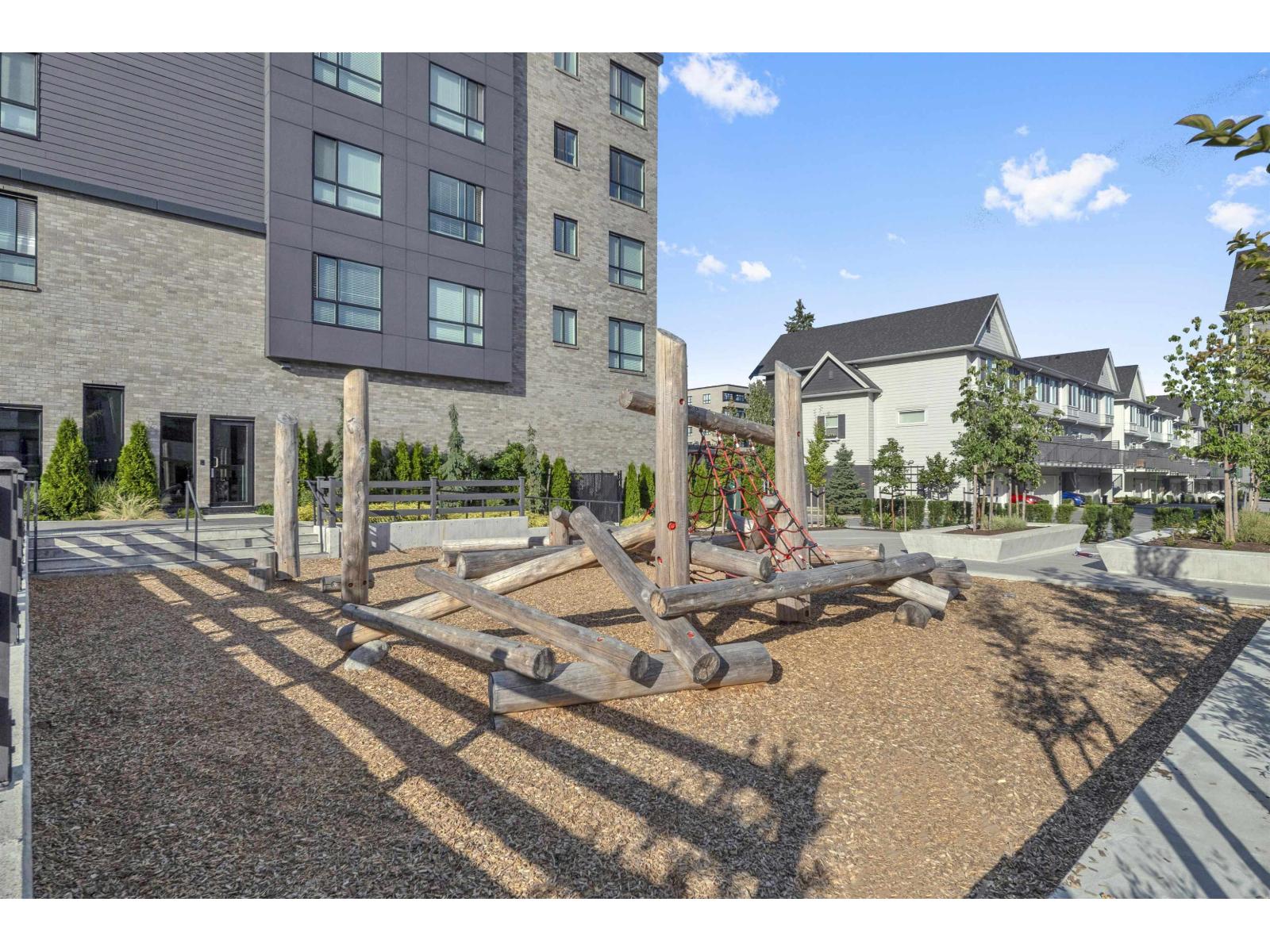 146 15778 85 Avenue Property Photo 23