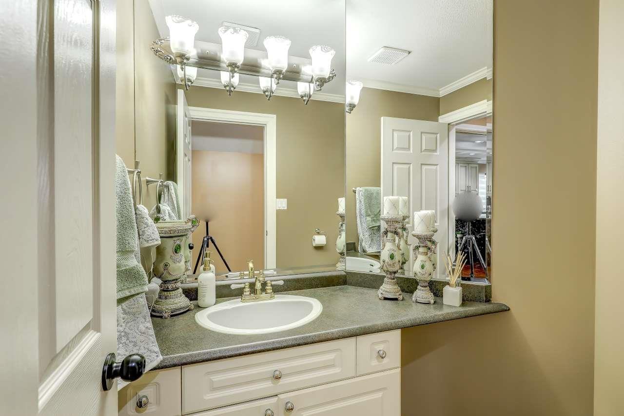 15341 80 Avenue Property Photo 18