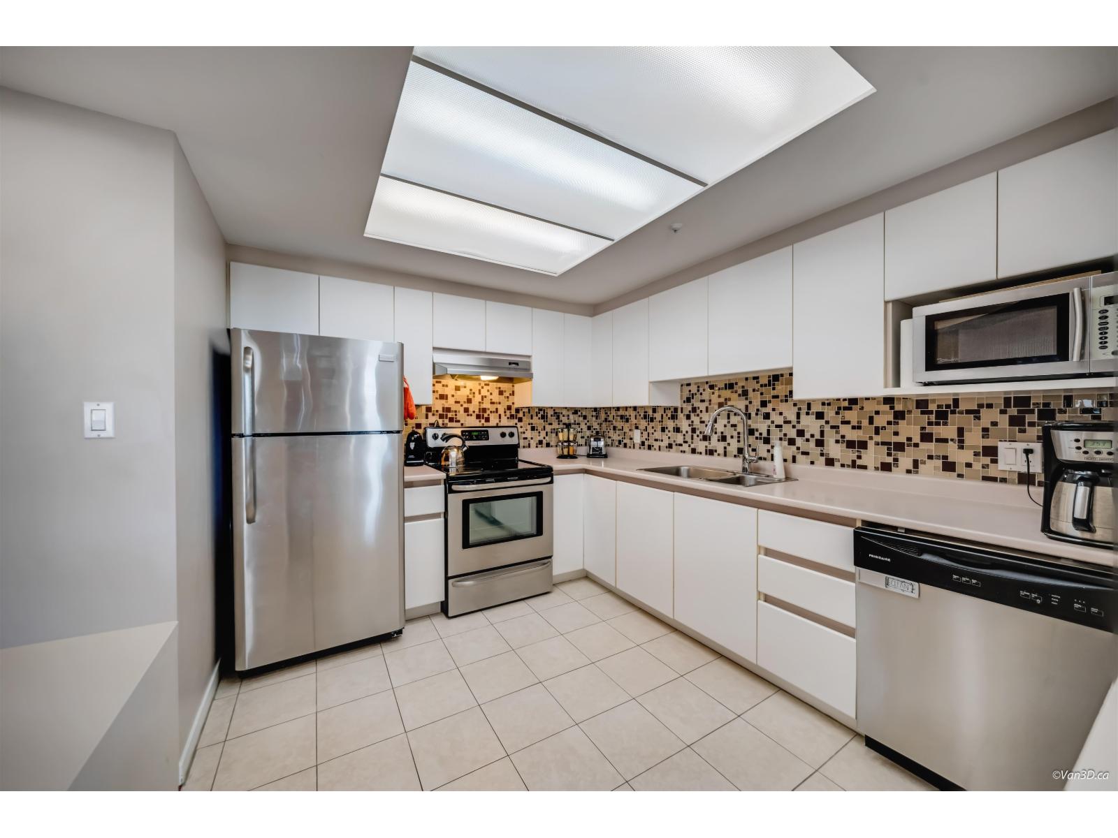 904 13383 108 Avenue Property Photo 5