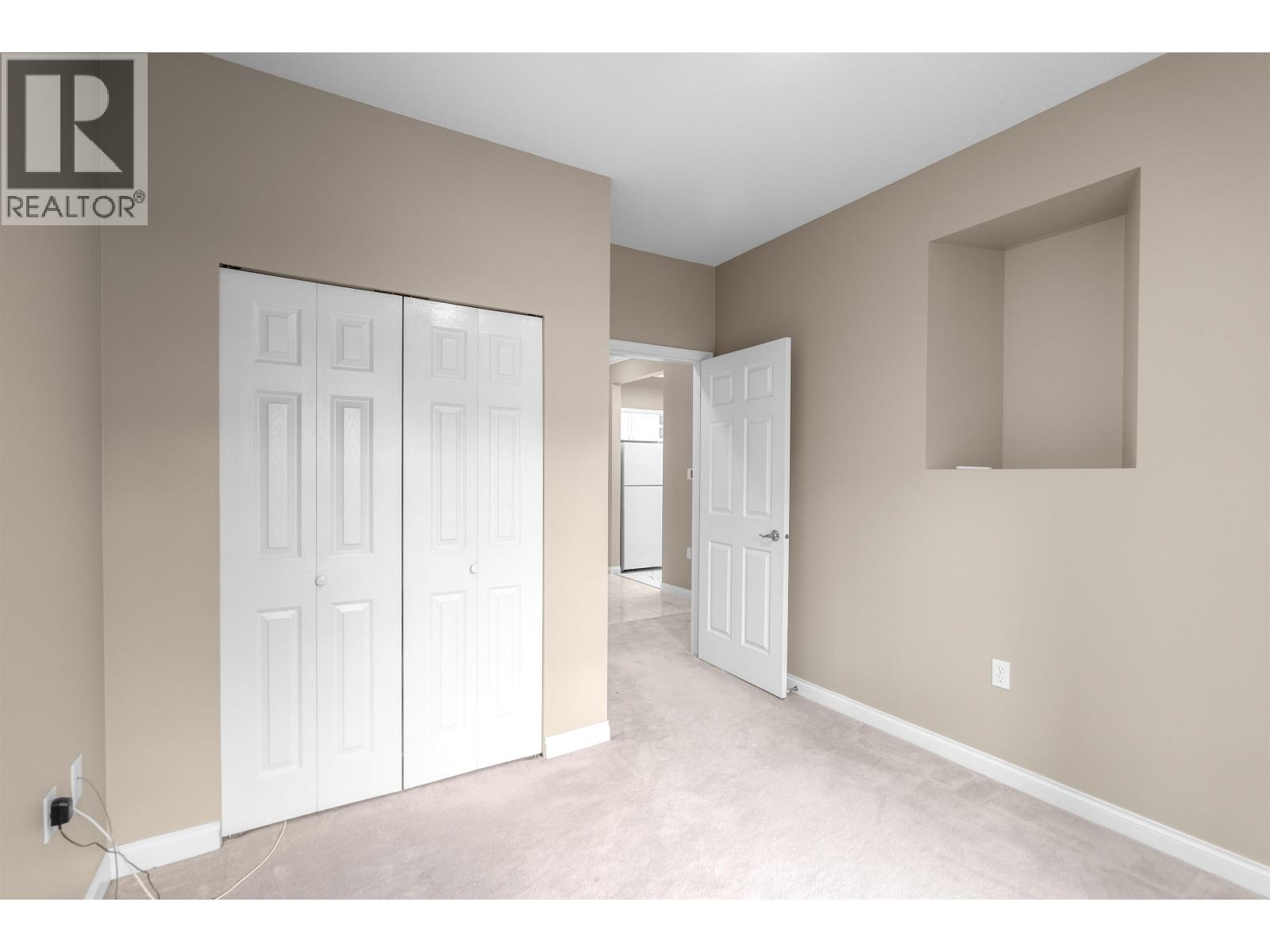 207 2985 Princess Crescent Property Photo 13