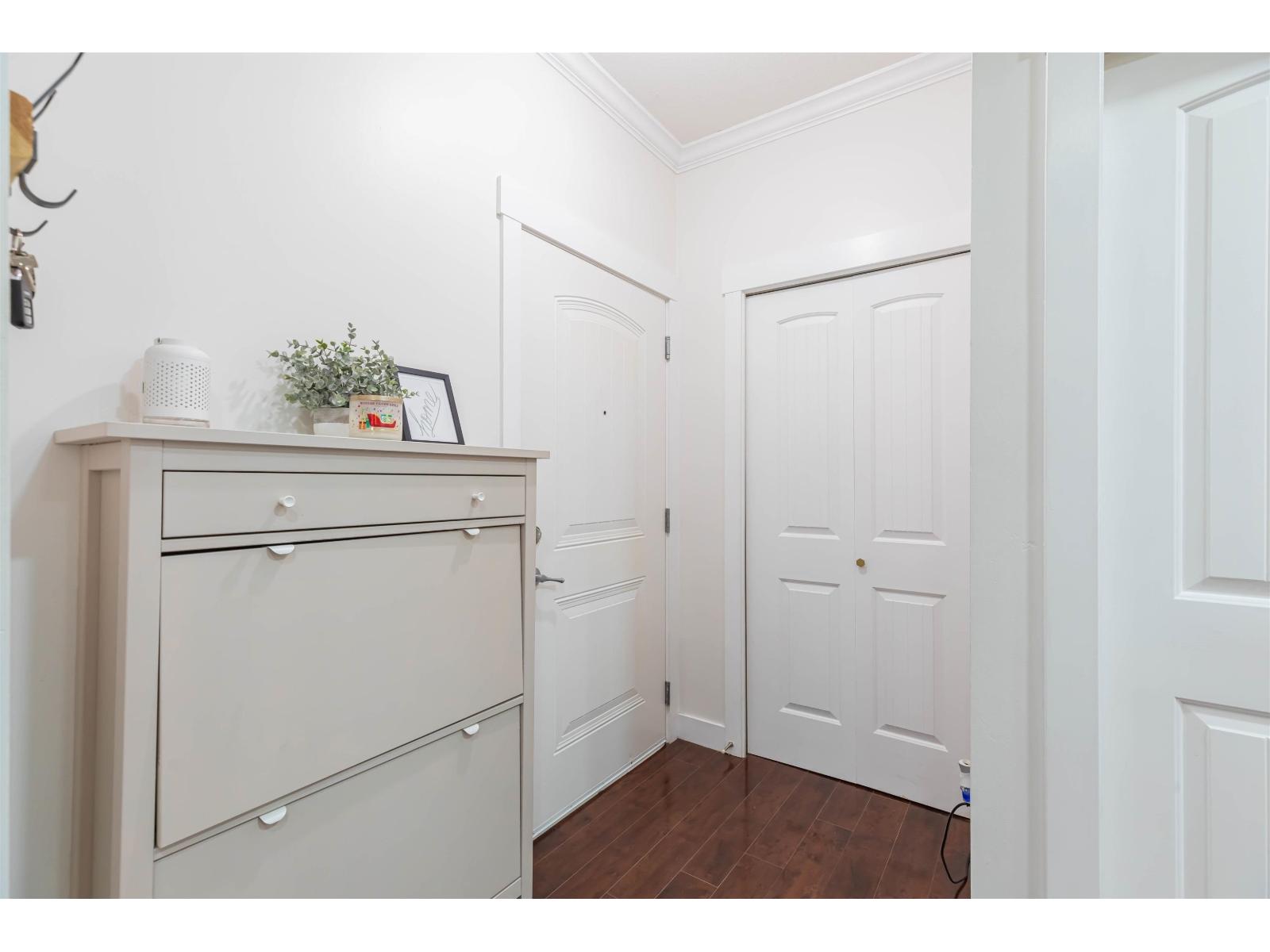 116 17769 57 Avenue Property Photo 7