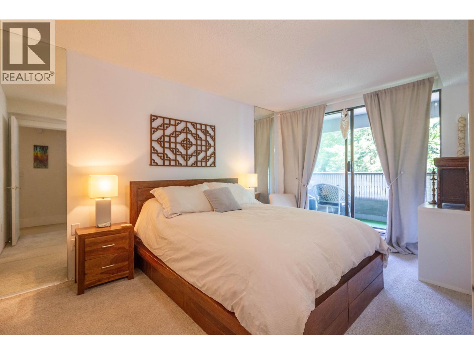 402 4134 Maywood Street Property Photo 12