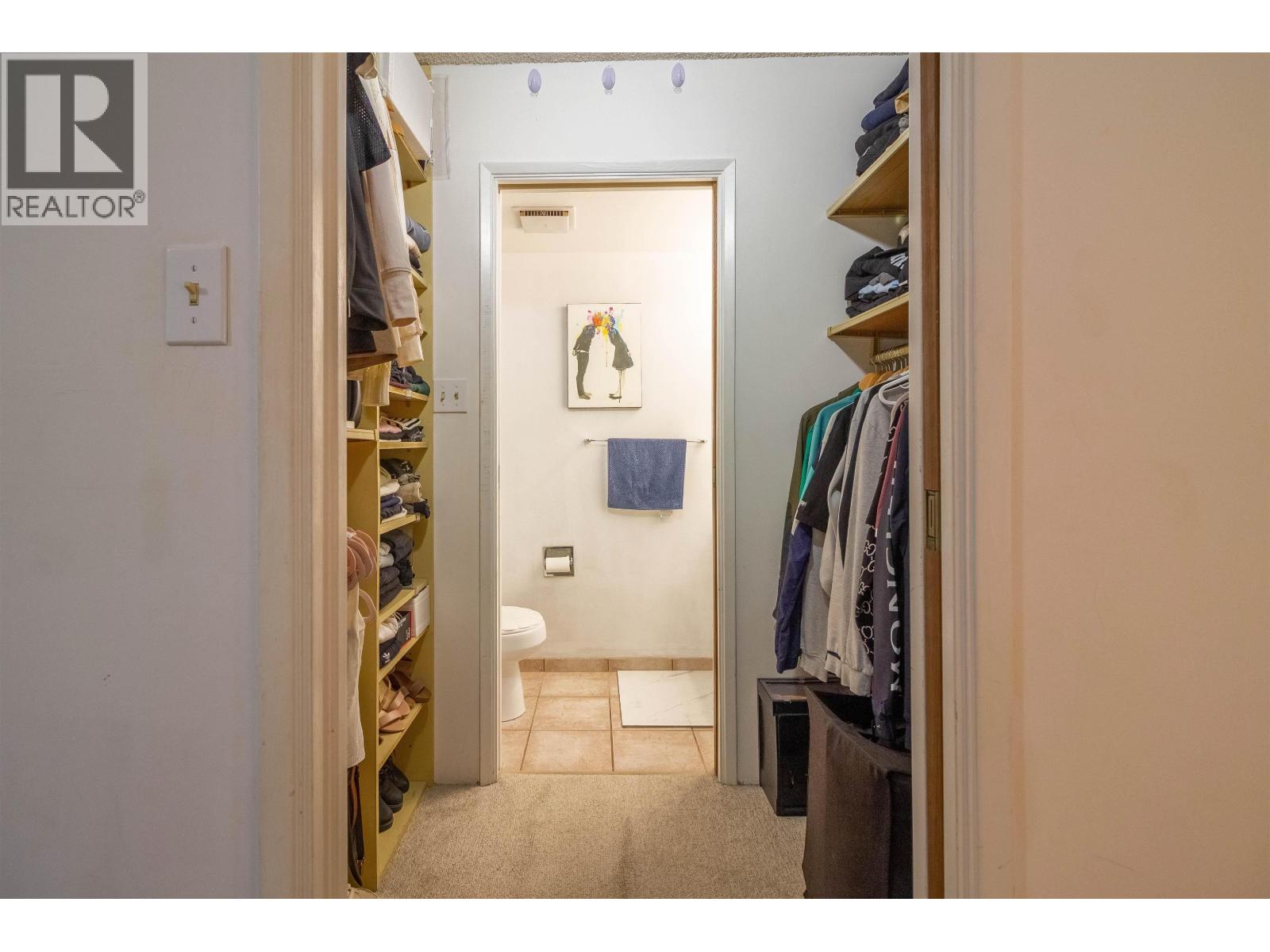 402 4134 Maywood Street Property Photo 13
