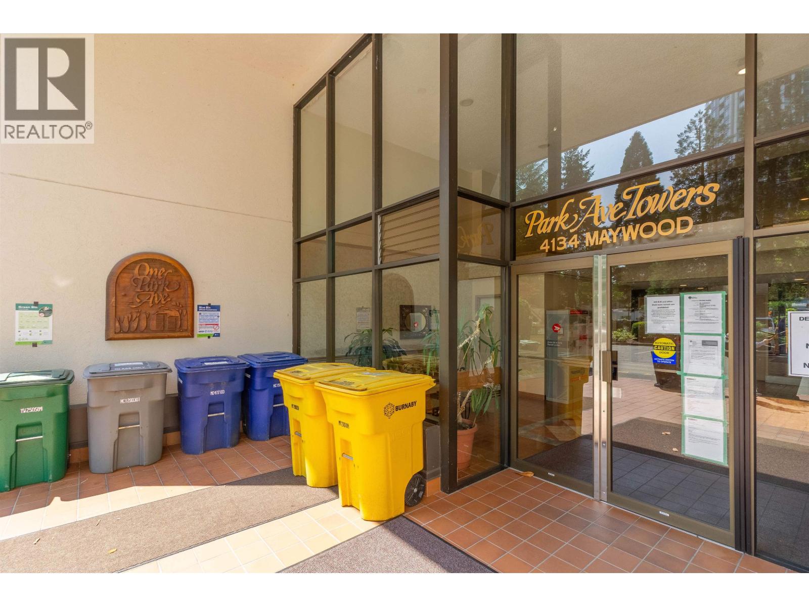 402 4134 Maywood Street Property Photo 39