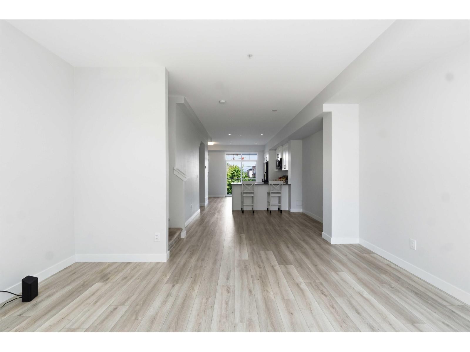 143 20180 84 Avenue Property Photo 8