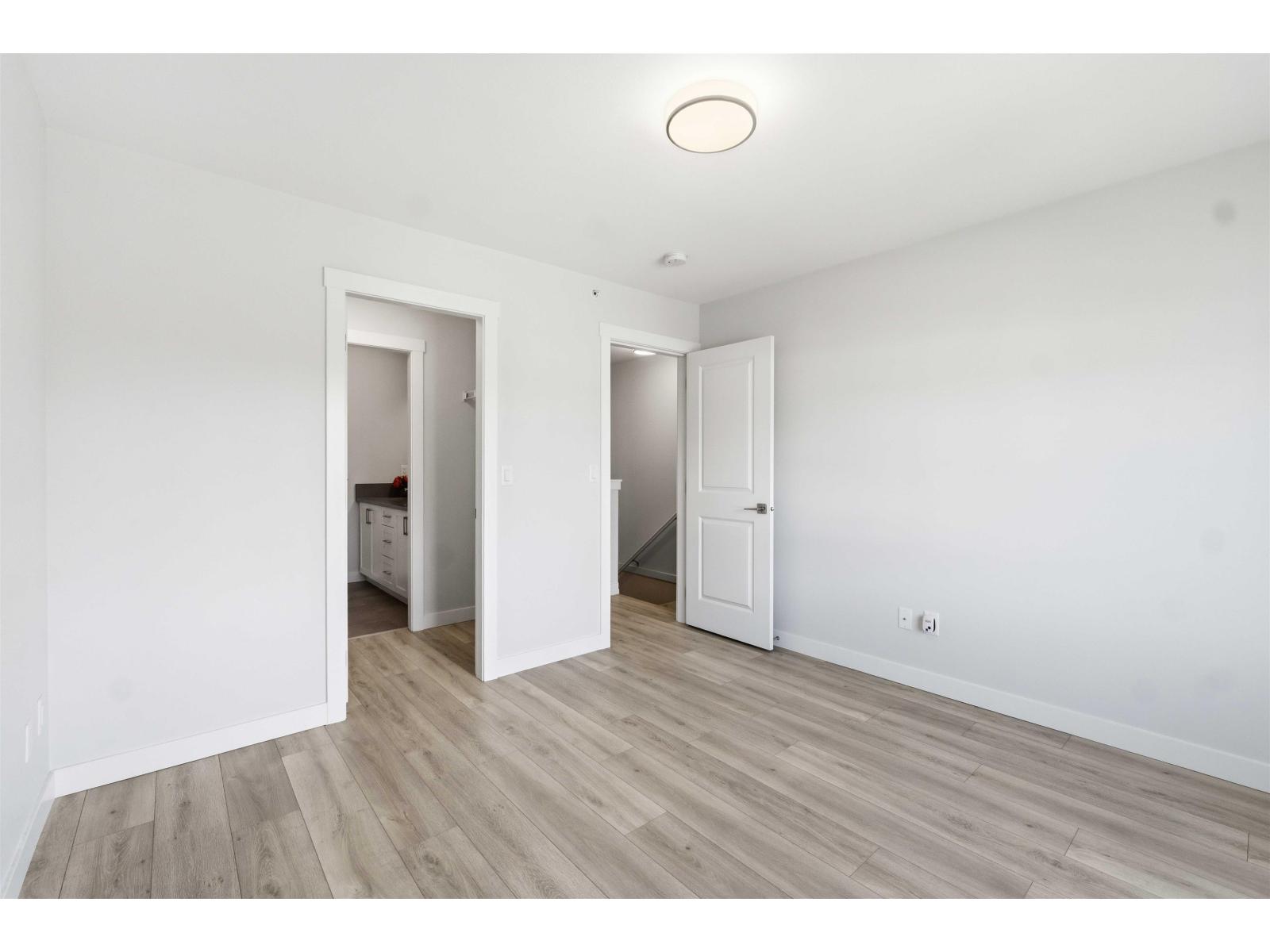 143 20180 84 Avenue Property Photo 15