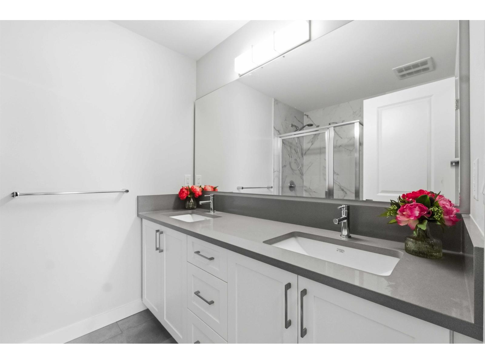 143 20180 84 Avenue Property Photo 17