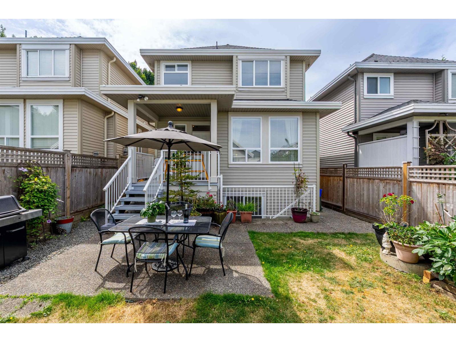 2914 152 Street Property Photo 1