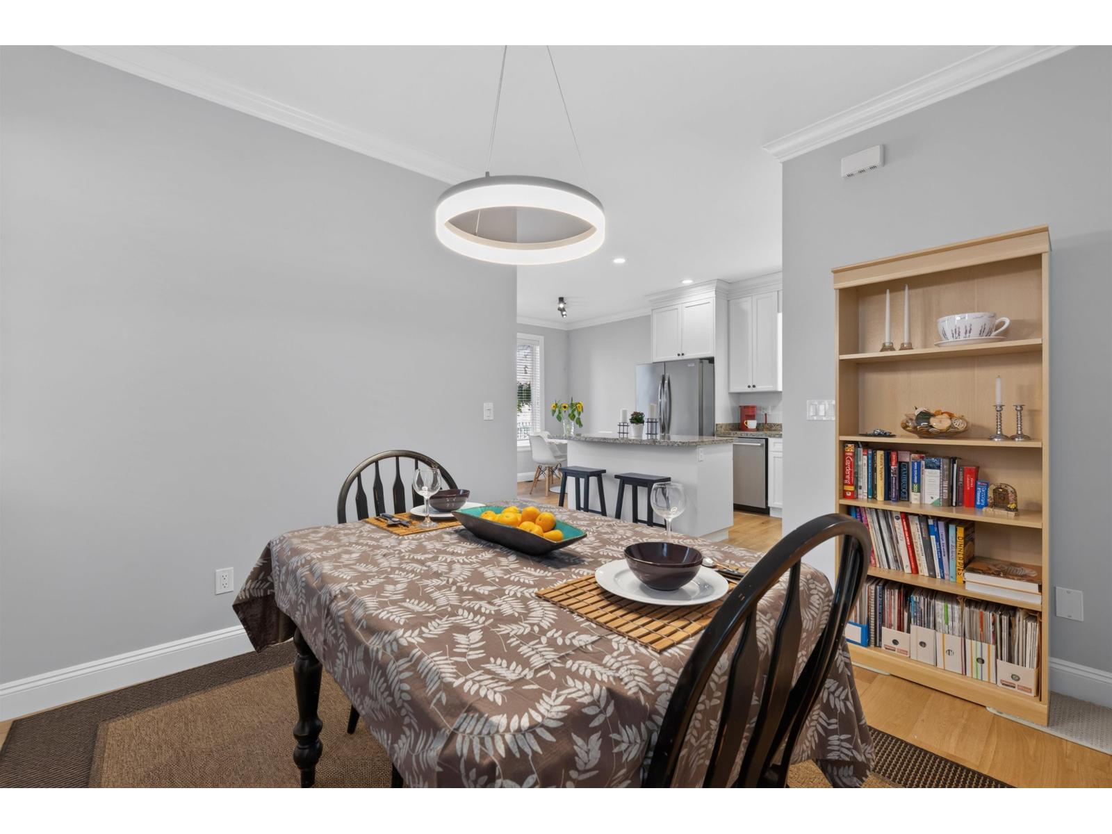 2914 152 Street Property Photo 13