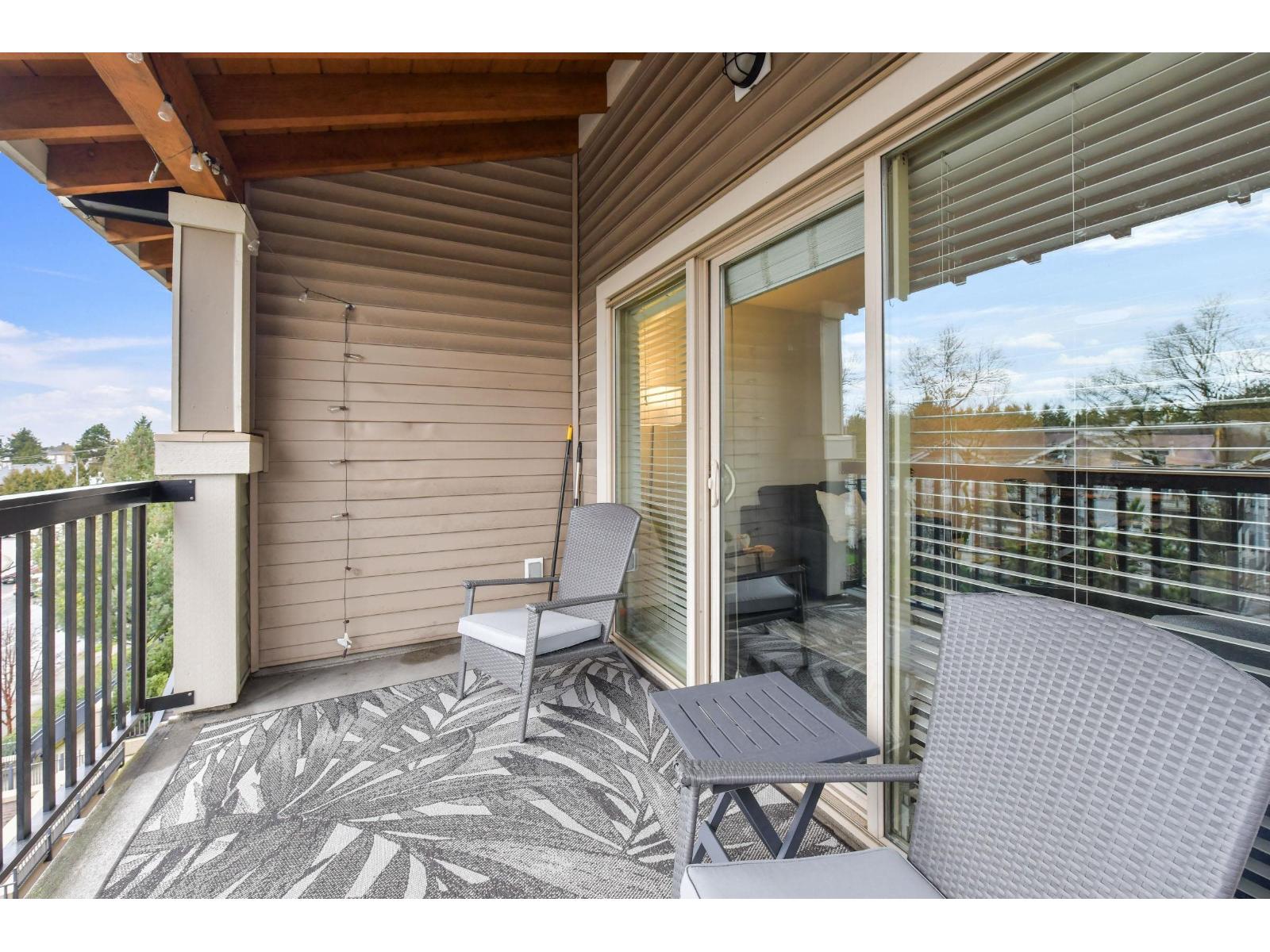 426 21009 56 Avenue Property Photo 6