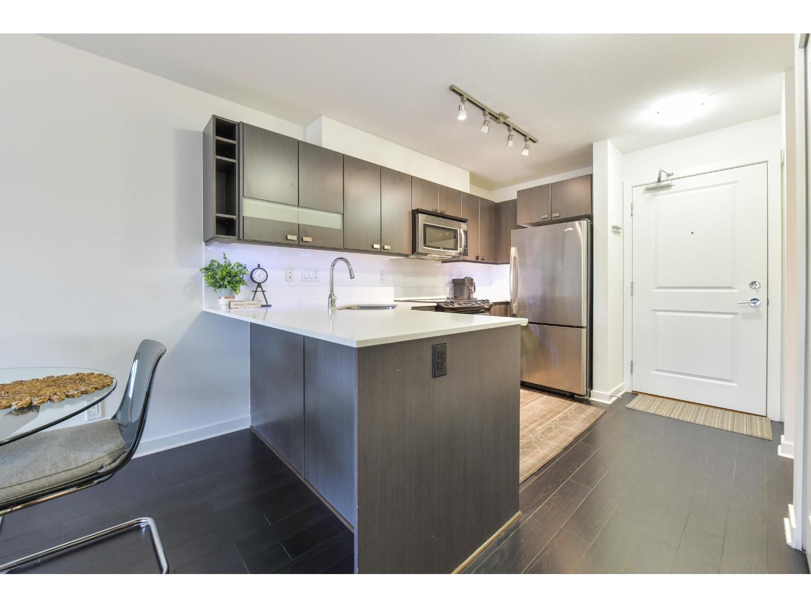 426 21009 56 Avenue Property Photo 10