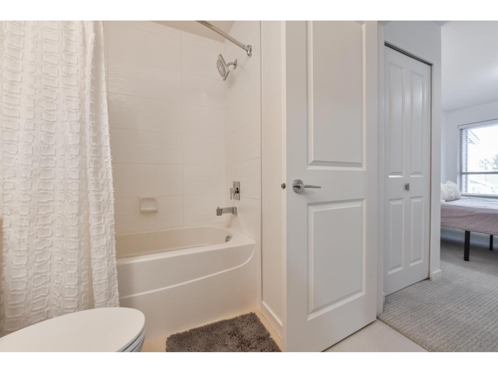 426 21009 56 Avenue Property Photo 15