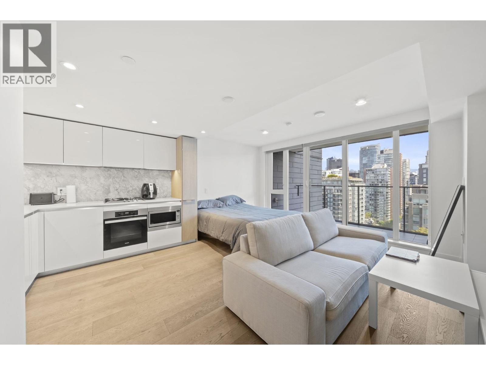 1903 1111 Richards Street Property Photo 2