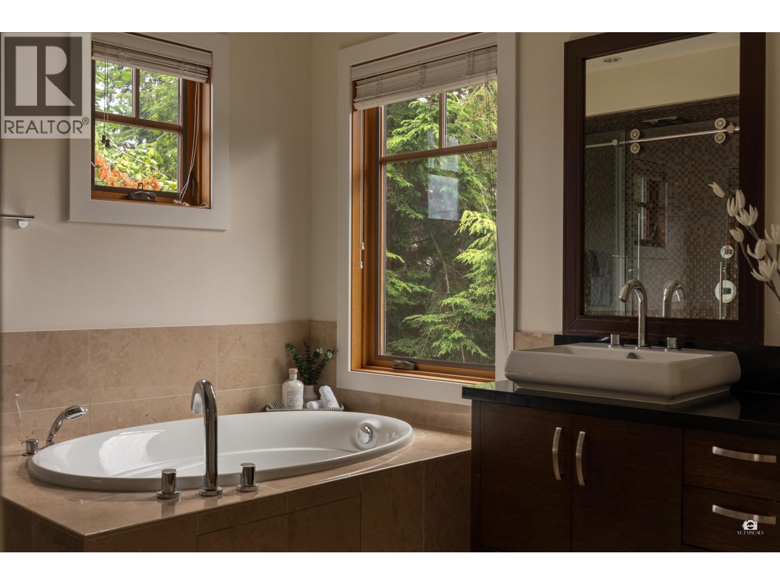 3936 Quesnel Drive Property Photo 13
