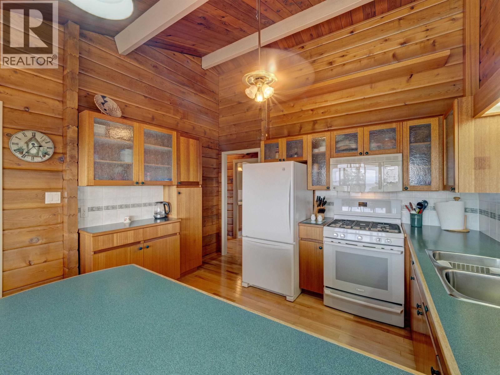 4717 Laurel Avenue Property Photo 12