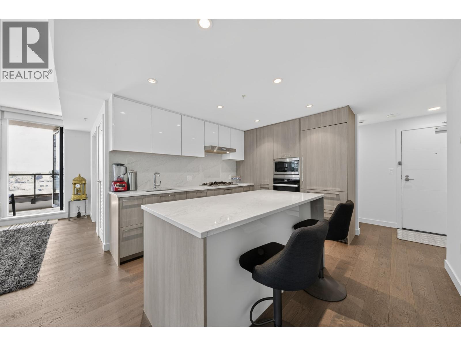 809 8160 Mcmyn Way Property Photo 11