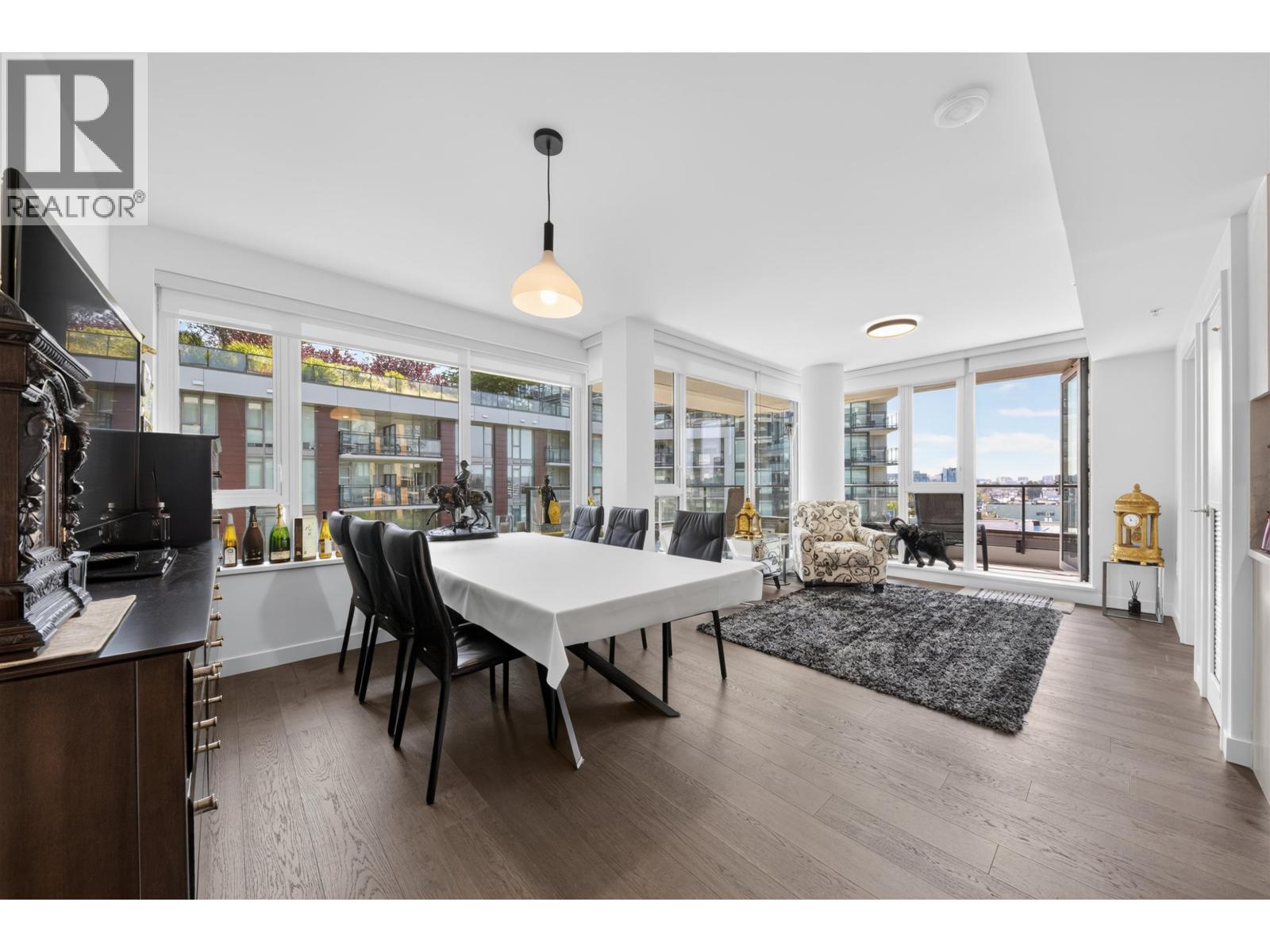 809 8160 Mcmyn Way Property Photo 16