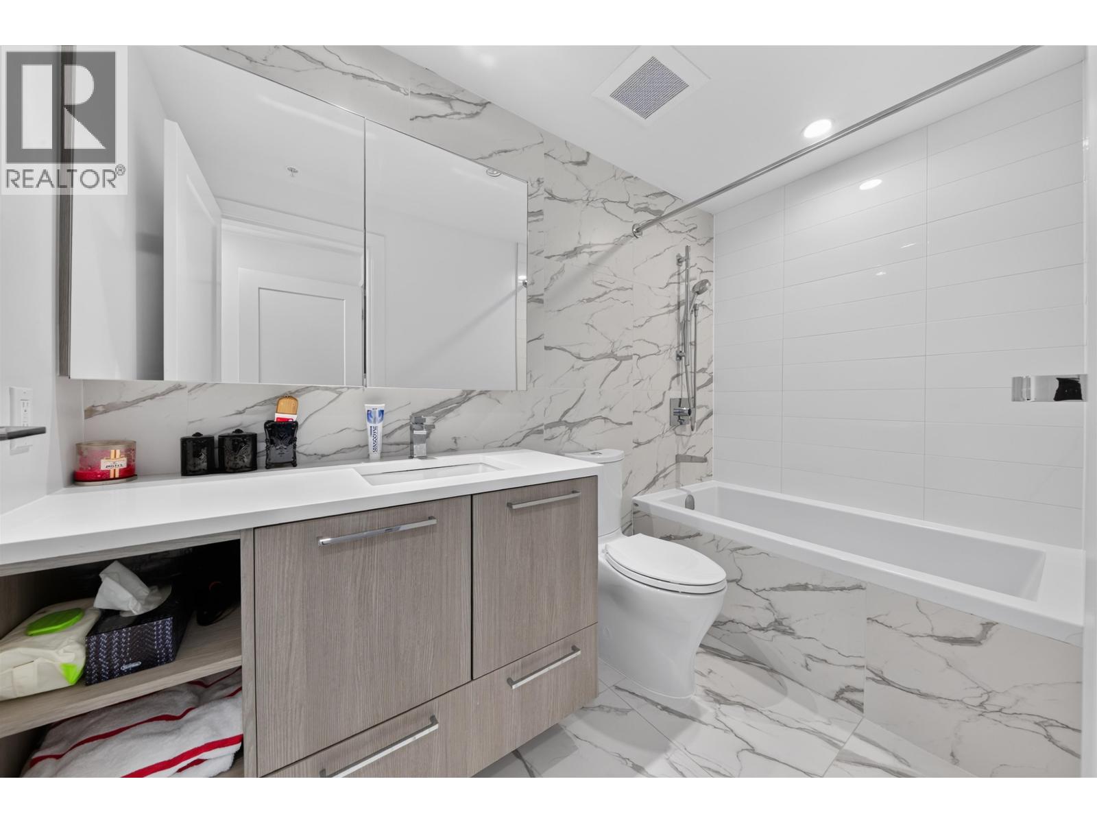809 8160 Mcmyn Way Property Photo 26