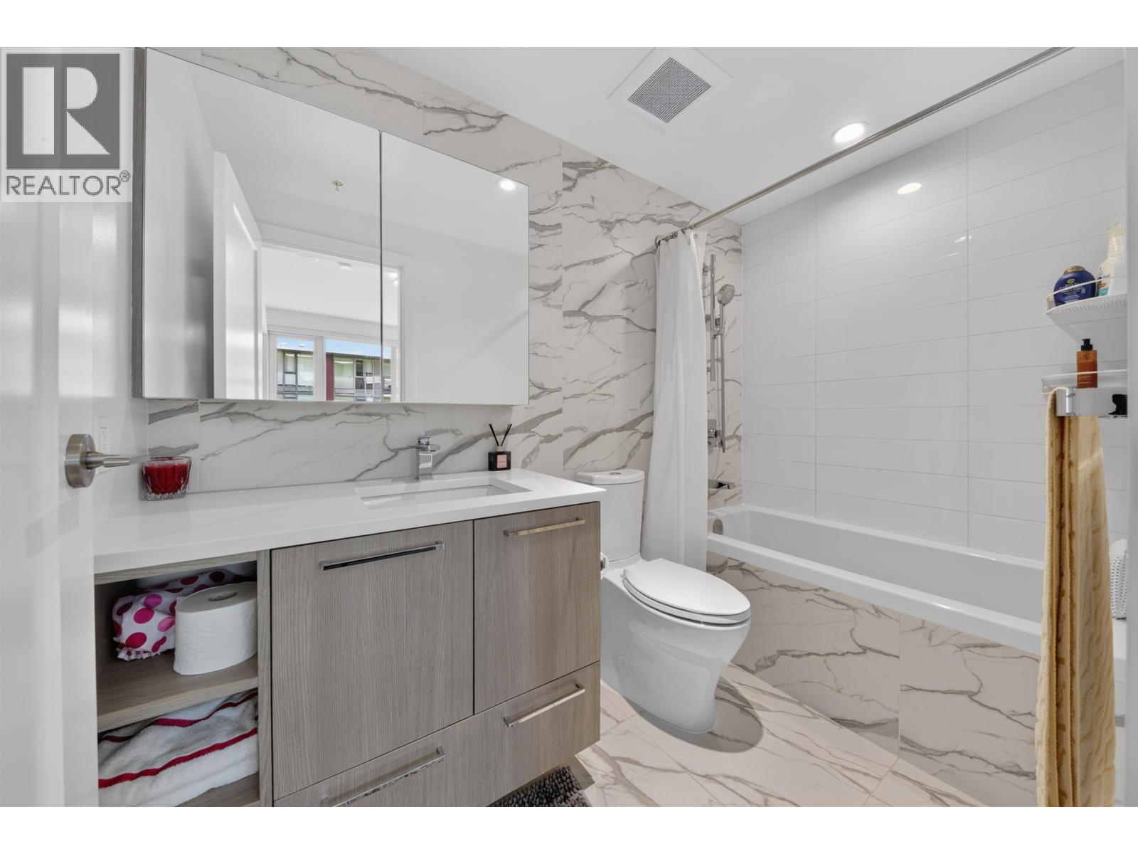 809 8160 Mcmyn Way Property Photo 28