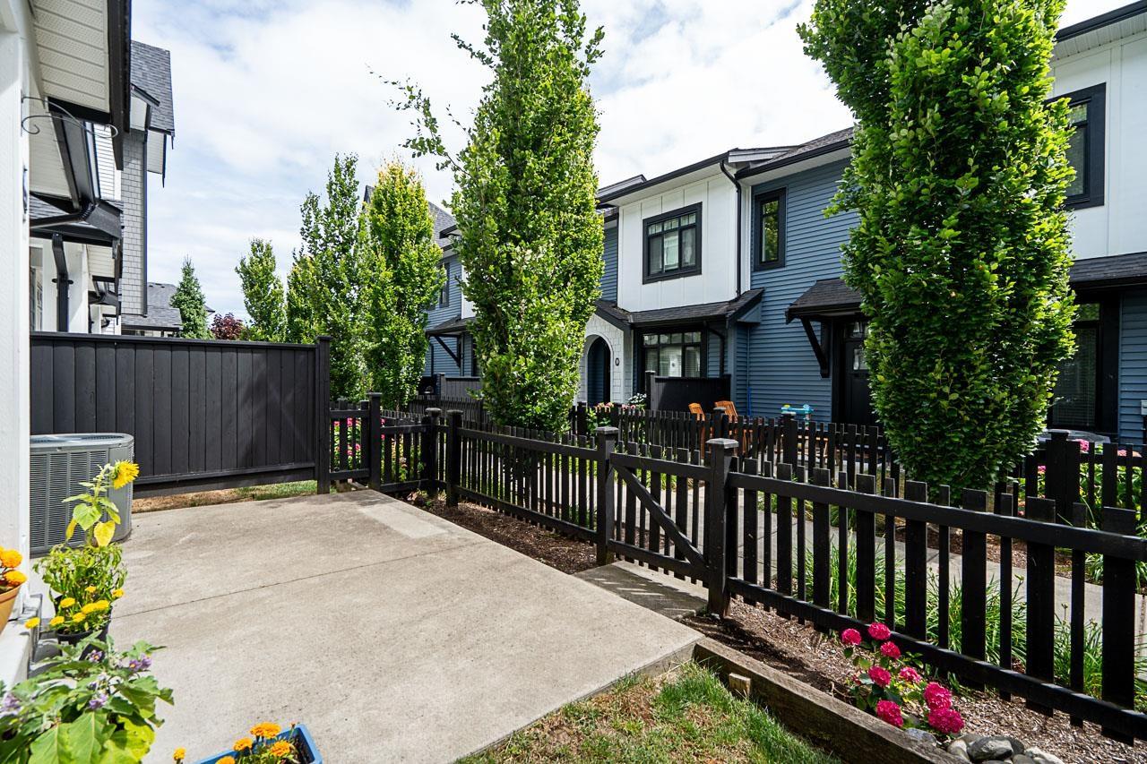 21 6897 201 Street Property Photo 33