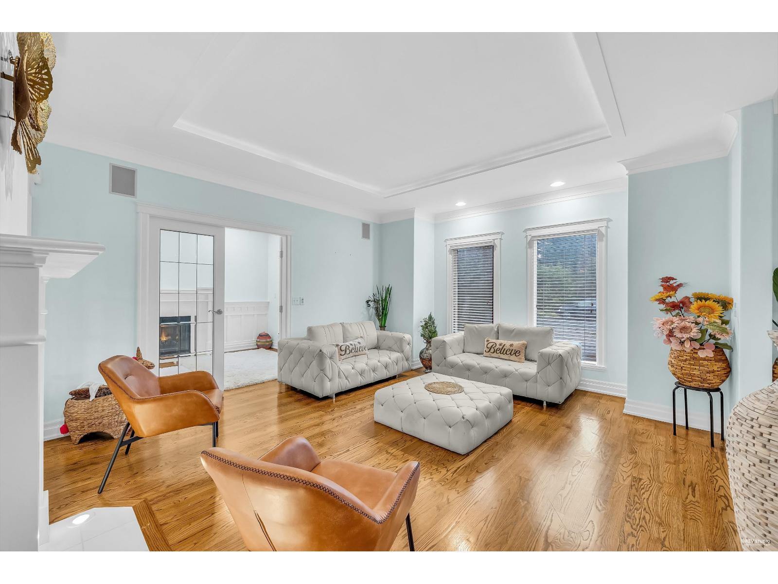 13371 21a Avenue Property Photo 8