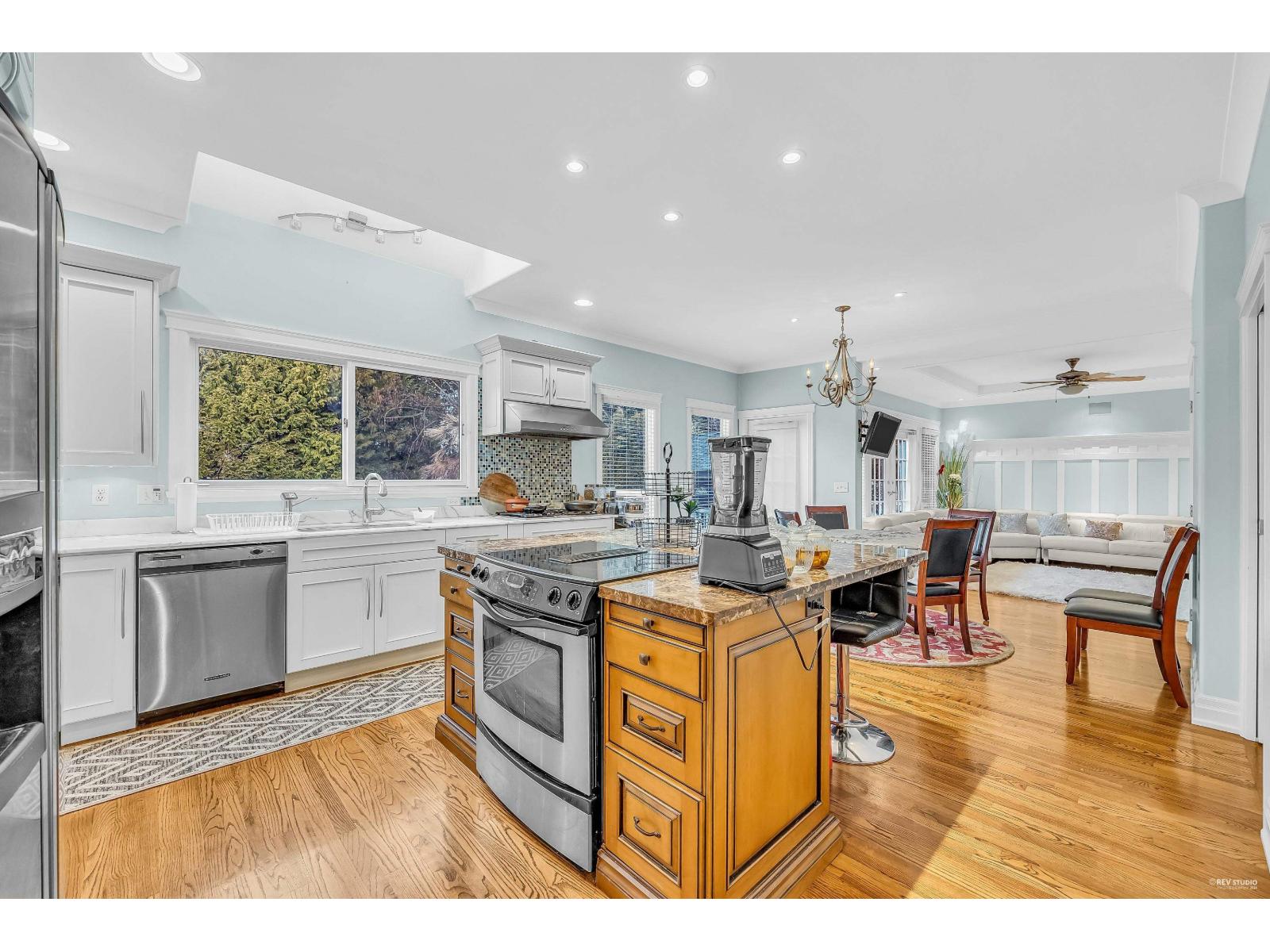 13371 21a Avenue Property Photo 24