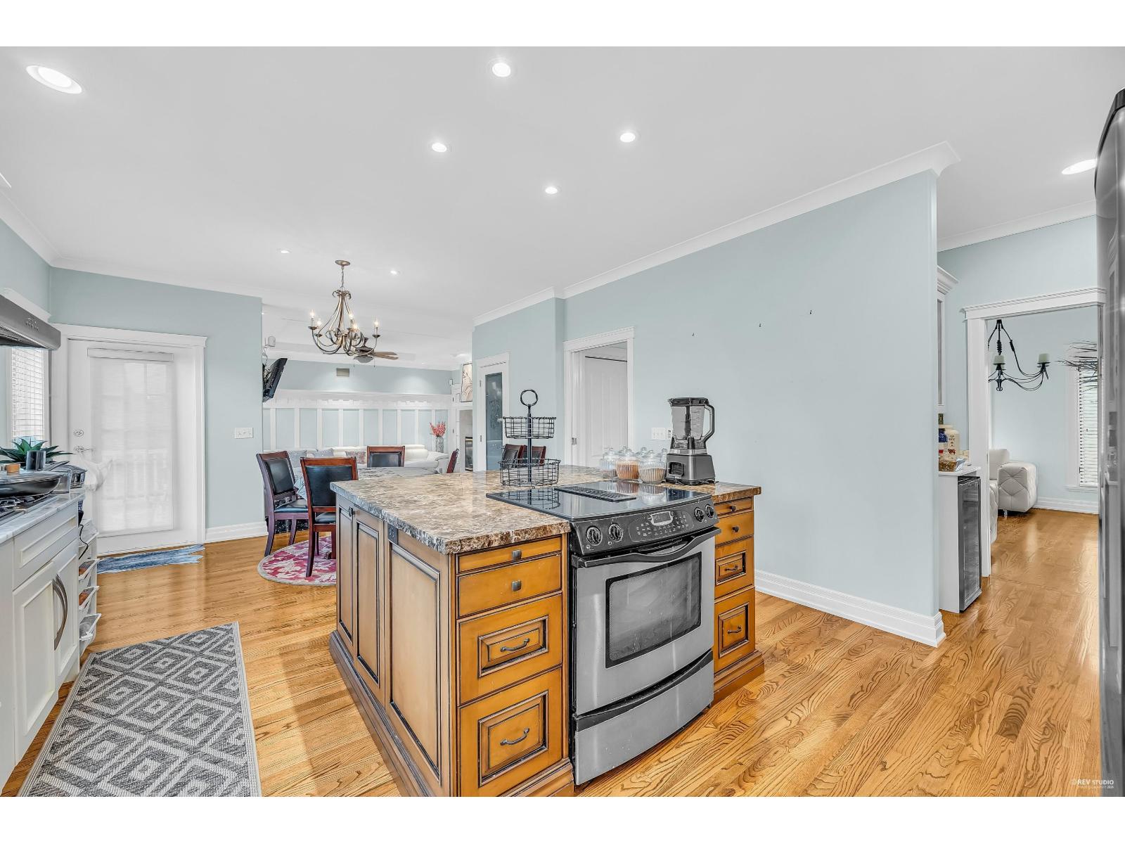 13371 21a Avenue Property Photo 25
