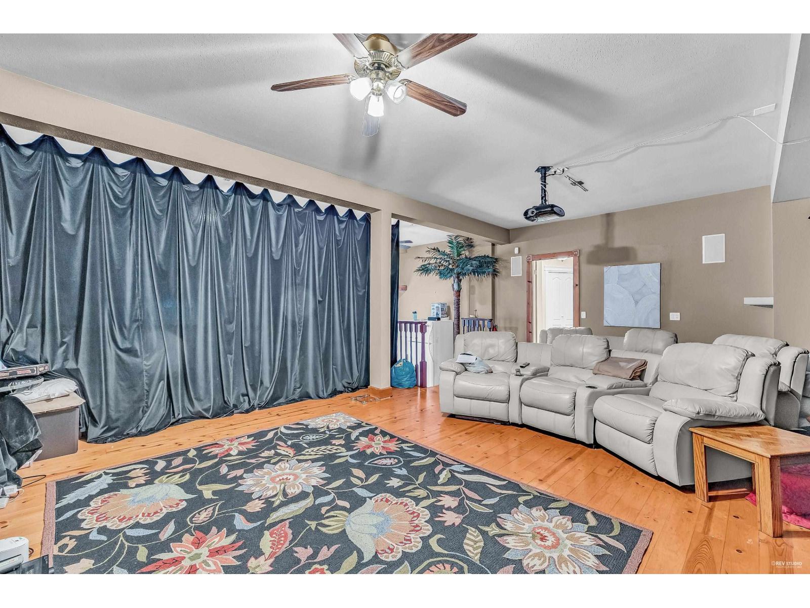 13371 21a Avenue Property Photo 32