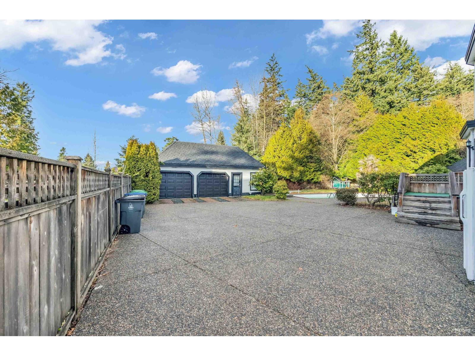 13371 21a Avenue Property Photo 35