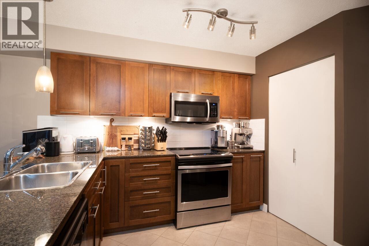 409 19677 Meadow Gardens Way Property Photo 13