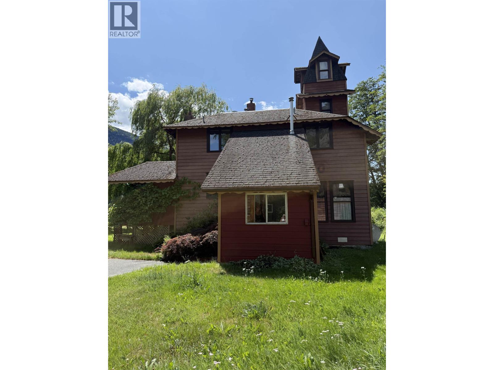 4233 Mackenzie 20 Highway Property Photo 6
