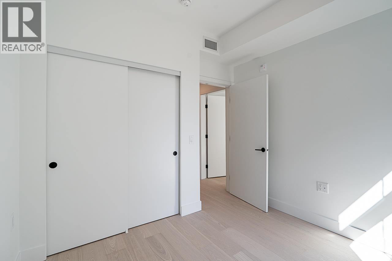 107 551 W 28th Avenue Property Photo 24