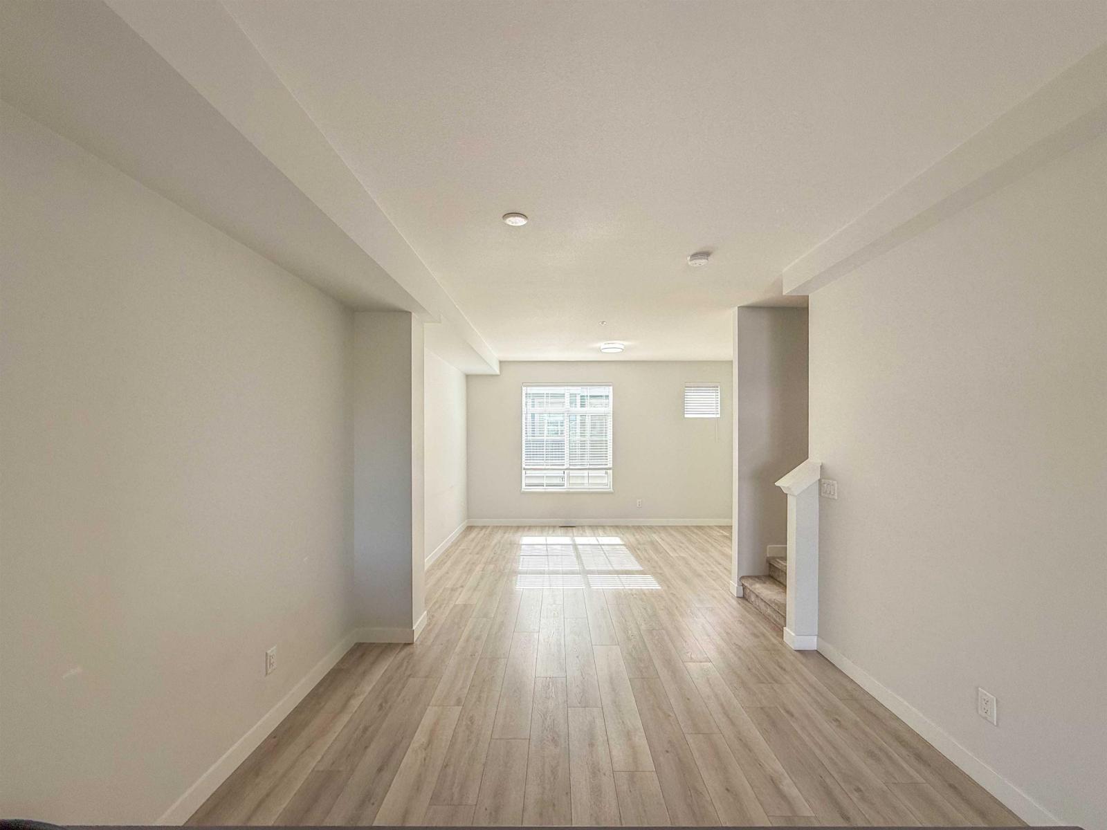 145 20180 84 Avenue Property Photo 5