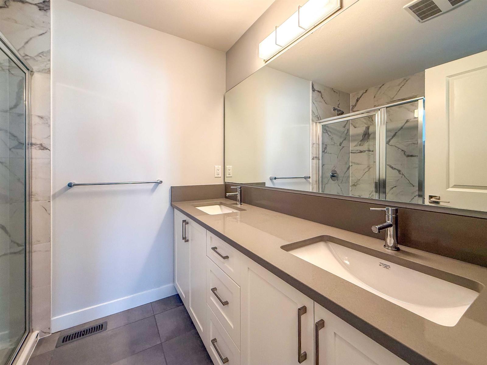 145 20180 84 Avenue Property Photo 19