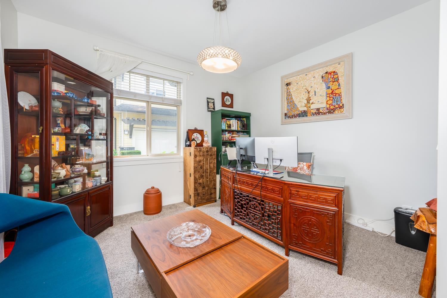18 15885 26 Avenue Property Photo 11