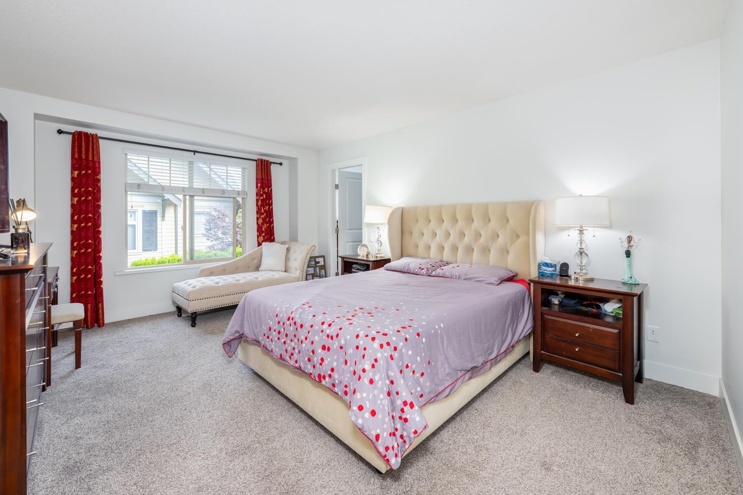 18 15885 26 Avenue Property Photo 15