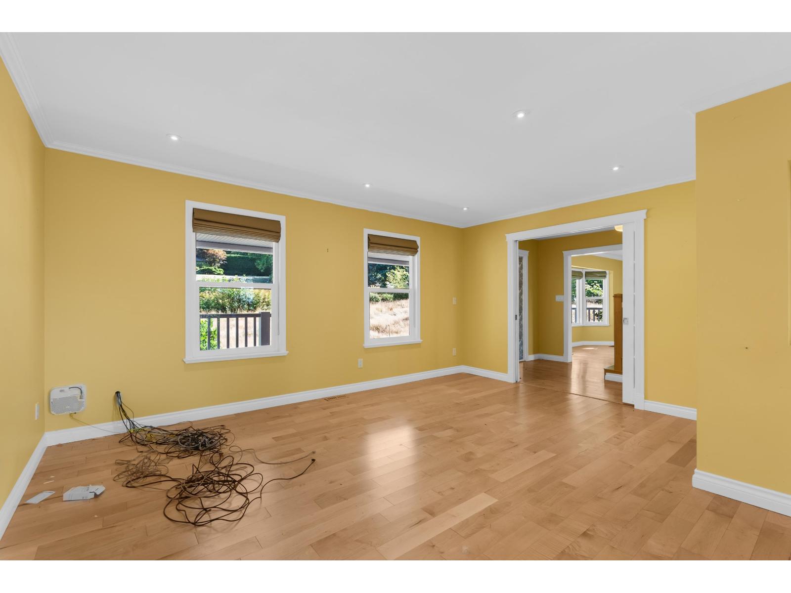 17311 Hillview Place Property Photo 11