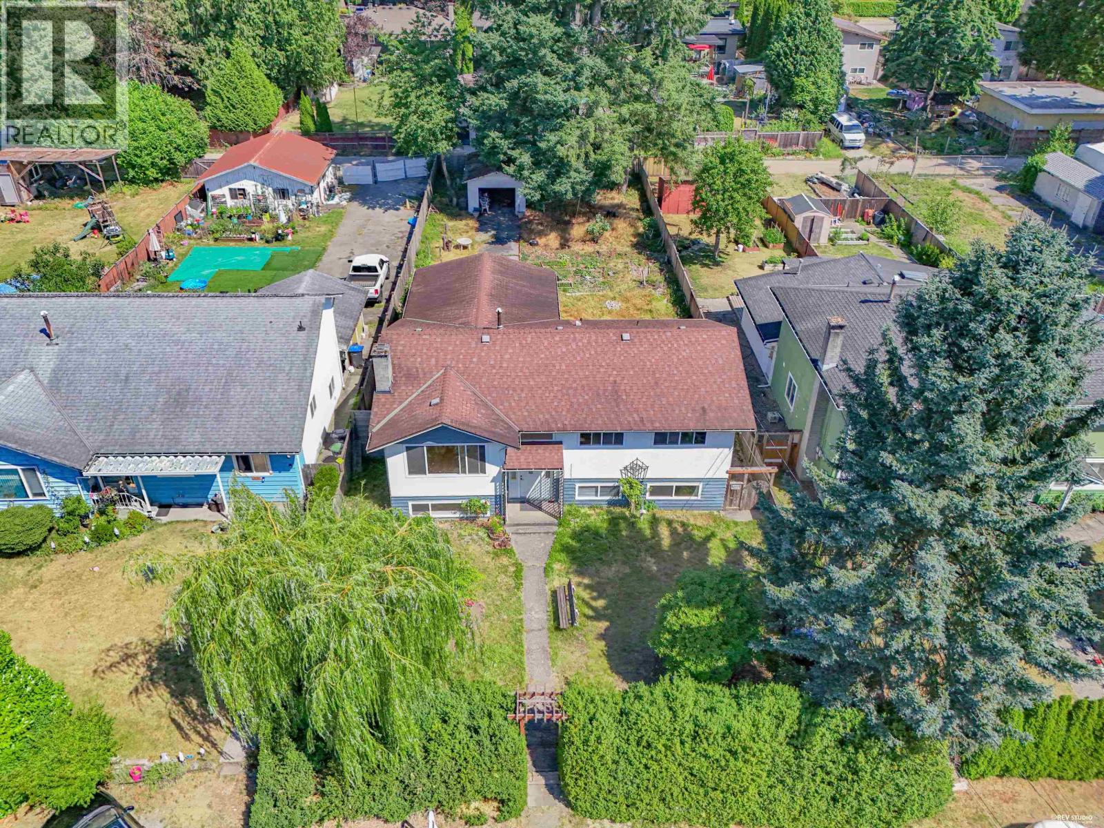 1749 Dorset Avenue Property Photo 3