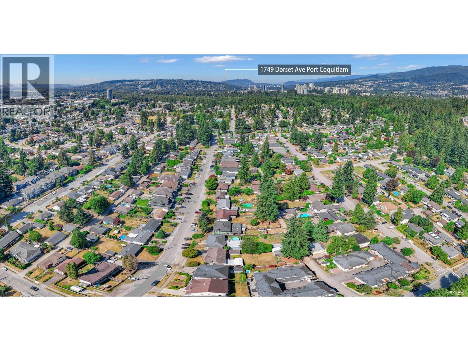 1749 Dorset Avenue Property Photo 4