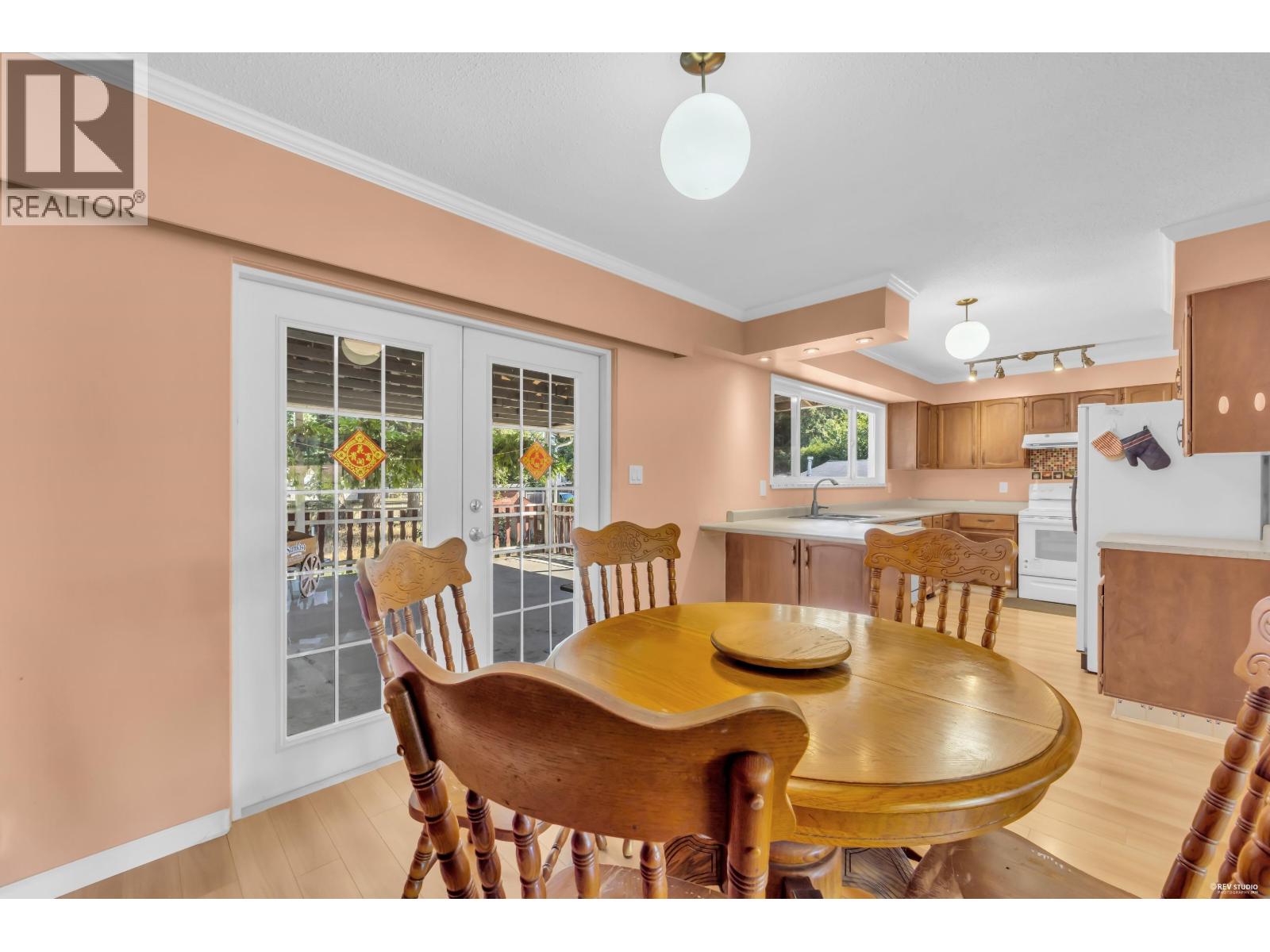 1749 Dorset Avenue Property Photo 11